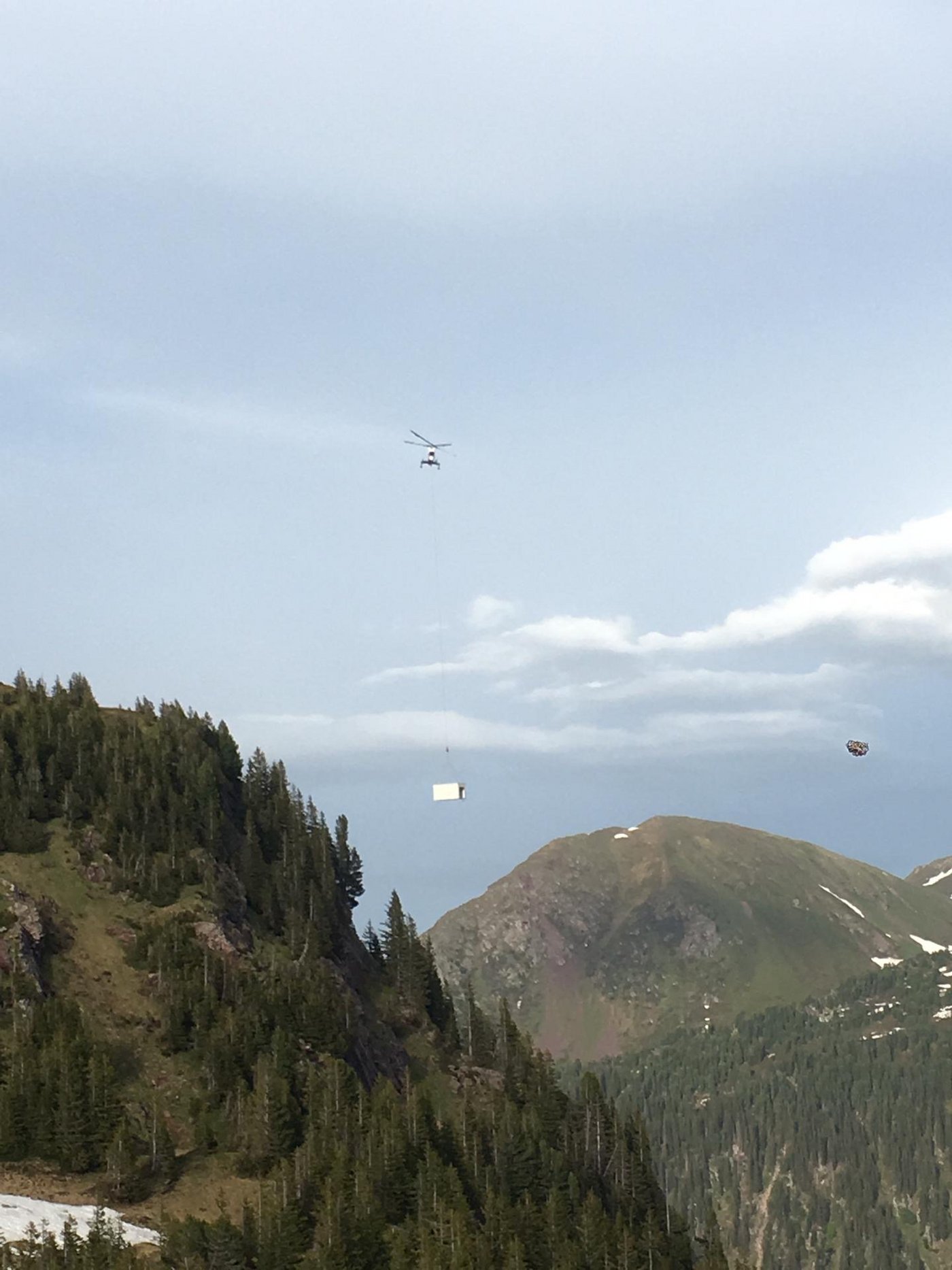 Hier fliegt eine Käserei. (Bilder zVg)