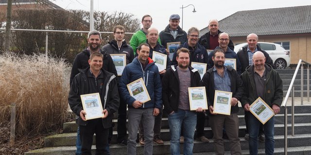 Sie haben eine Kuh mit einer Lebensleistung von über 100 000 Kilogramm Milch im Stall stehen. (Bilder Christian Weber)