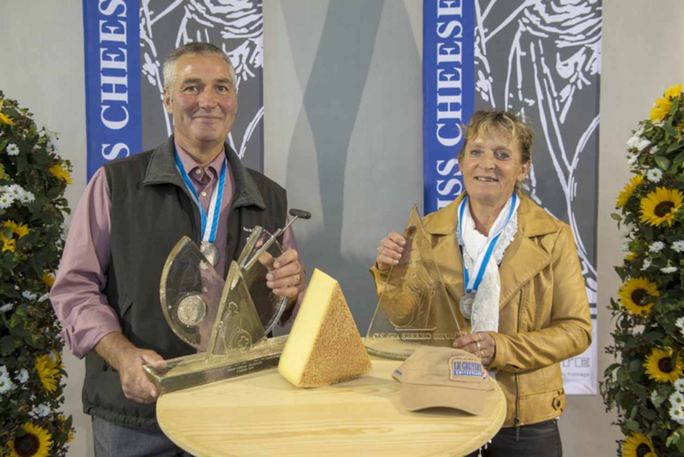 Haben Gold geholt: Maurice und Germain Treboux von der Käserei "Le Bassine" in St-George VD. (Marcel Bieri/Fromarte)