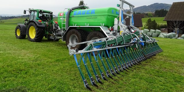 Die überbetriebliche Nutzung der Technik zur Gülleausbringung ist zwar möglich, aber dabei entstehen neue Zielkonflikte. (Bild SVLT)