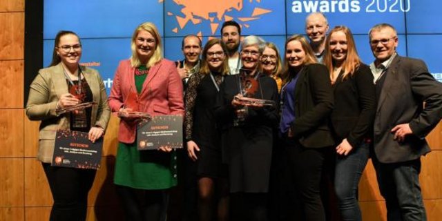 Die landwirtschaftlichen Social Media-Stars wurden in Berlin ausgezeichnet. (Bild Agrarheute/©privat)