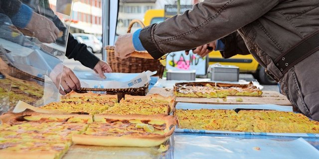 Apfelwähen aus der Bauernküche in allen Variationen: Zentralschweizer Apfelwähentag.