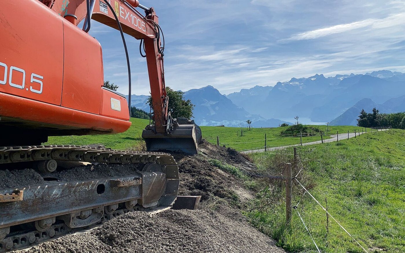Wird Kulturland beispielsweise für Strassenausbauten benötigt, soll das besser entschädigt werden.  