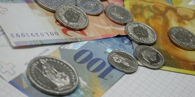 Wer bekommt wie viel Geld? In der Budgetberatung im Nationalrat dominieren die Themen Landwirtschaft und Entwicklungshilfe. (Bild: BauZ)