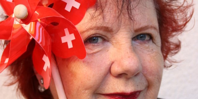 Benildis Bentolila fragt sich, ob heutzutage zum Nationalfeiertag beliebten Frauenfürze noch so genannt werden dürfen. (Bild zVg)