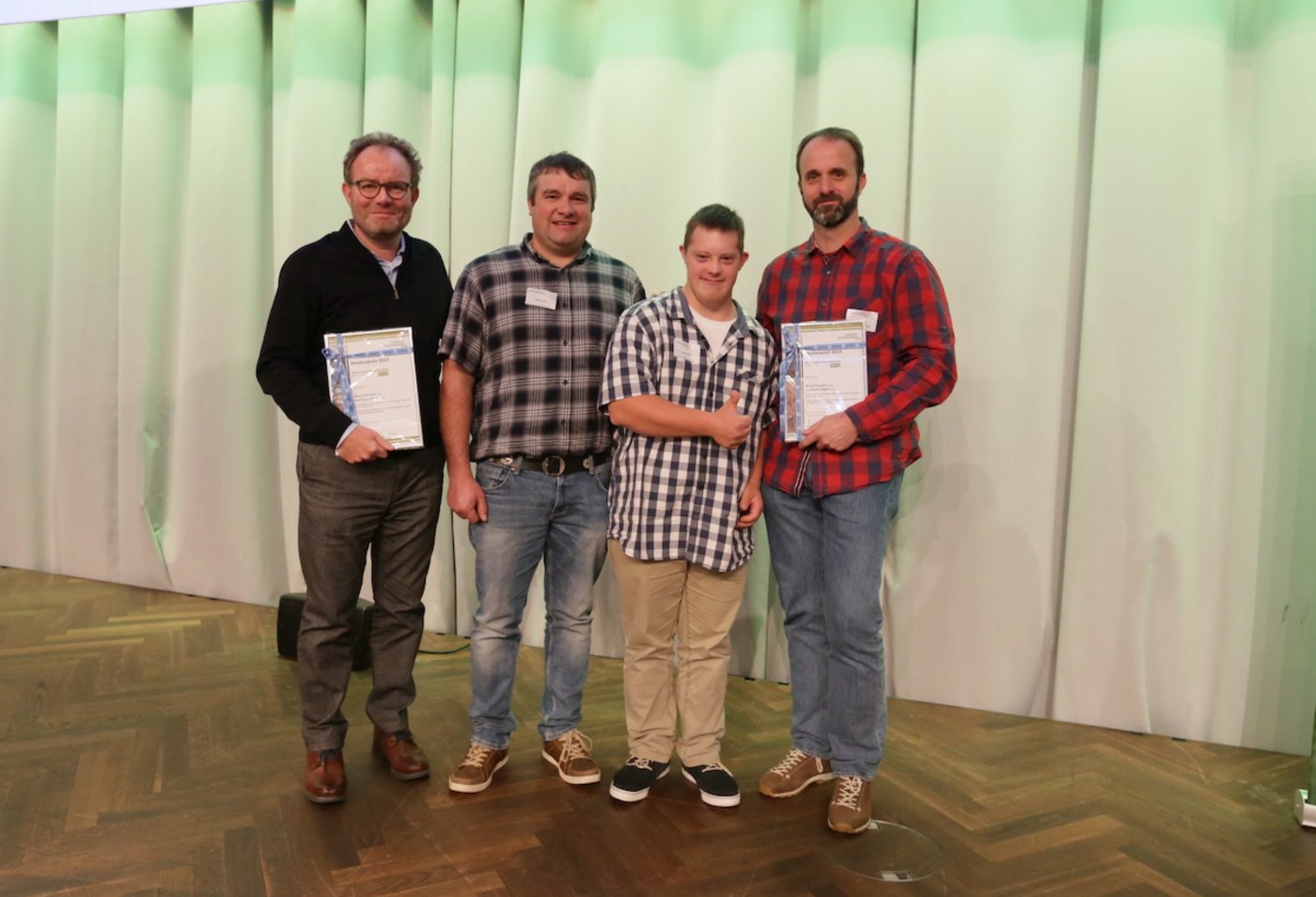 Verleihung des SBV-Medienpreises 2019: Nebst den Gewinnern war auch der Hauptprotagonist Jan anwesend. (Bild SBV)