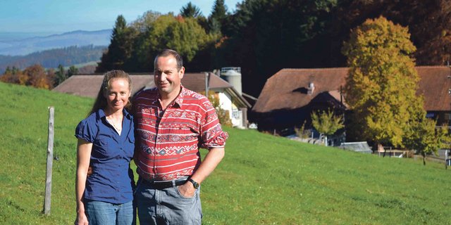 Monika und Hadorn nehmen seit fünf Jahren bedürftige Personen bei sich auf. (Bild Jasmine Baumann)