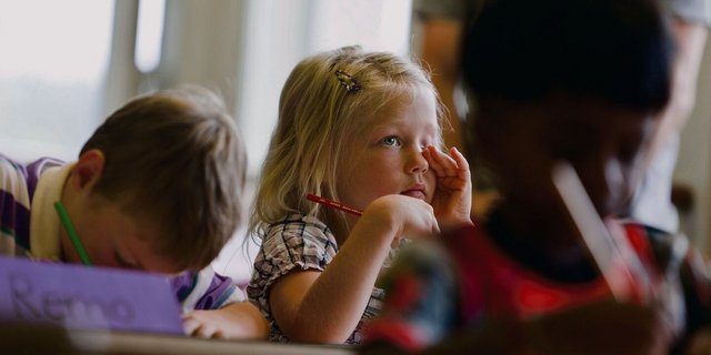 Der erste Schultag – ein aufregendes und womöglich auch einschneidendes Erlebnis für das Kind.