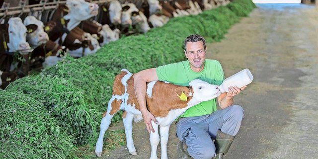 SMP-Präsident Boris Beuret bewirtschaftet selbst einen Milchwirtschaftsbetrieb und kennt die Herausforderungen des Alltags.