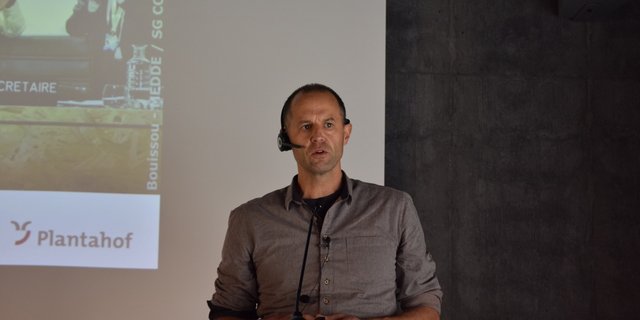 Claudio Müller ist Geschäftsführer des Maschinenrings Graubünden und Mitglied der Projektgruppe Klimaneutrale Landwirtschaft Graubünden. (Bild sgi)