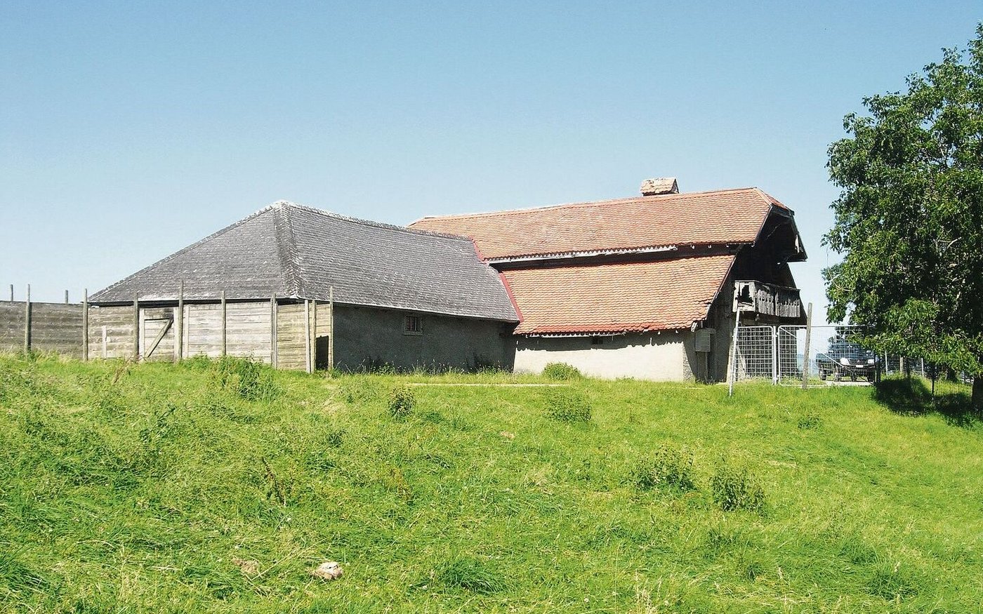 Der alte Stall soll einem Neubau weichen und zu einem Referenzbetrieb betreffend Biomilch werden. 