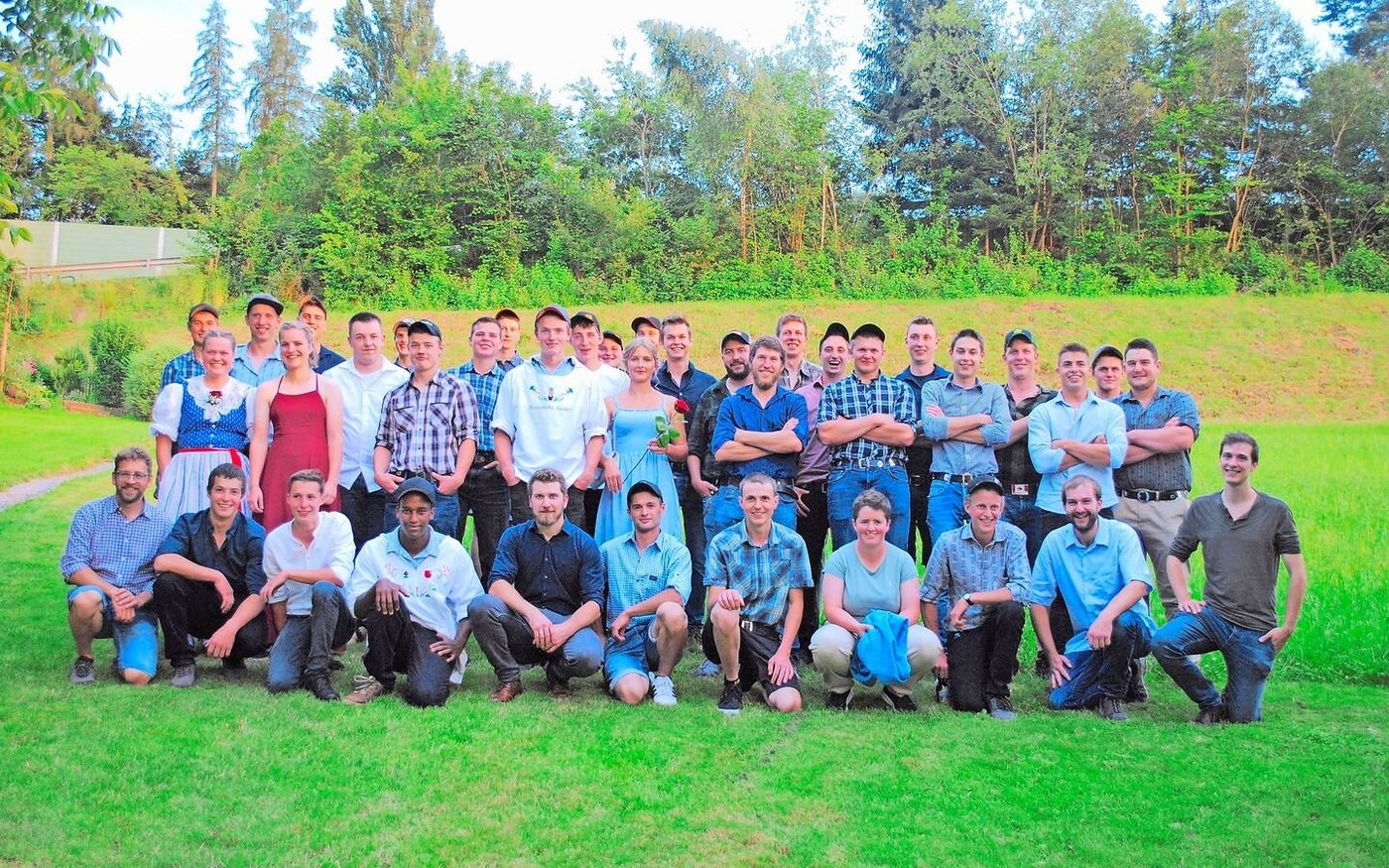 Die Absolvent(innen) am Berufsbildungszentrum Pfäffikon. 