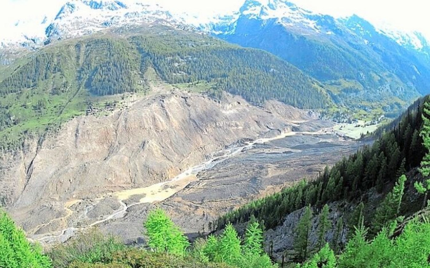 «Land weg»: Bergsturz von Blatten.