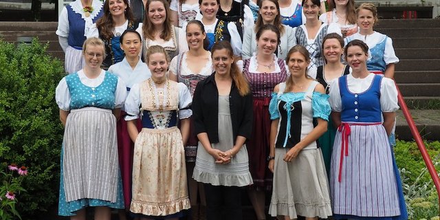 Die Absolventinnen des berufsbegleitenden Kurs 2019-2021 der Fachausbildung Bäuerin am Stickhof. (Bild Strickhof)