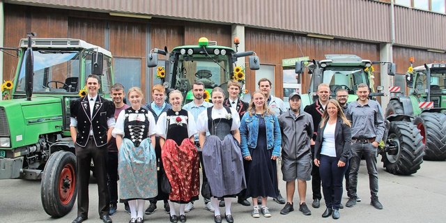 Sie absolvierten ihr letztes Lehrjahr als Landwirt/in EFZ als Klasse 3B. 