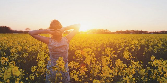 Bewusstes atmen kann unsere Stimmung aufhellen (Bild: Fotolia)