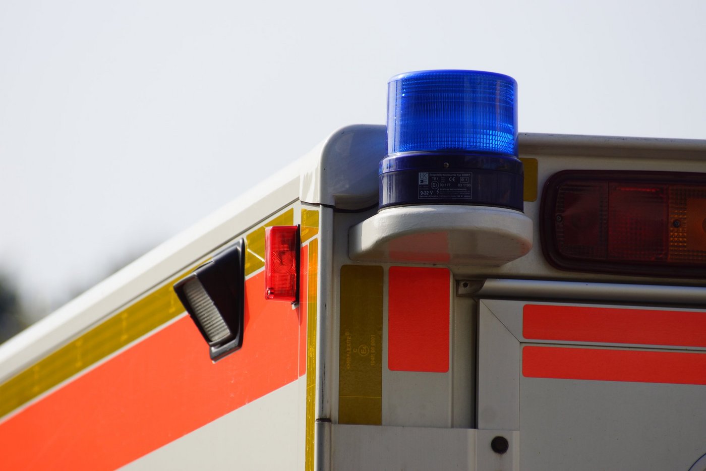 Für den Verunfallten kam jede Hilfe zu spät. (Symbolbild Martin Jäger / pixelio.de)