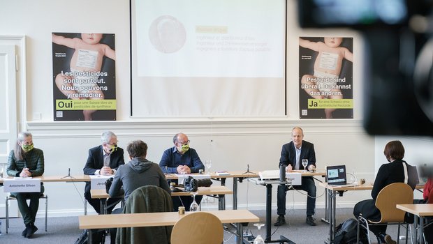 Das Komitee hinter der Pestizidverbots-Initative legt den Schwerpunkt auf den Schutz der Gesundheit unter dem Motto «Pestizide sind überall – du kannst das ändern». (Bild zVg)