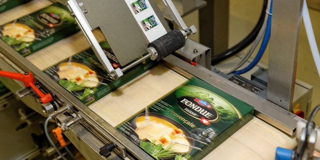 Für den Heimmarkt Schweiz geht Emmi für die Zukunft aufgrund des Import- und Preisdrucks von einer Verschlechterung aus. (Bild Emmi)