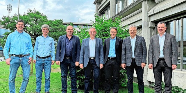 Adrian Arnold (v. l. n. r.), Daniel Flückiger, Markus Gerber, Michel Geinoz, Reto Grünenfelder, Urs Vogt und Matthias Schelling.  