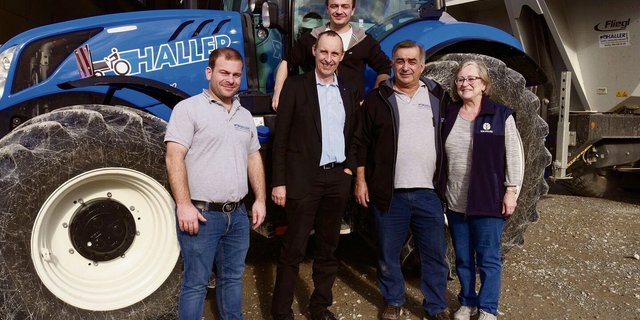 Thomas Haller, Pascal Furer, Adrian, Rolf und Monika Haller (v. l.).