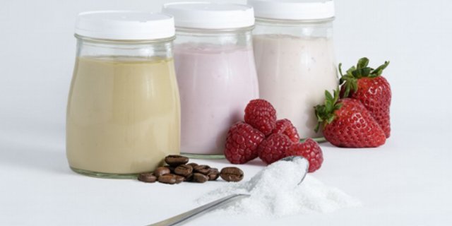 Wie viel Zeit zwischen den einzelnen Zuckerreduktionsschritten verstreichen sollte, wurde bisher für Joghurts noch nicht untersucht. Für Schokoladenmilch mit 7 bis 9 Prozent Zuckergehalt wurden zwei Schritte à je 6.7 Prozent in einem Jahr vorgeschlagen. (Bild Agroscope)