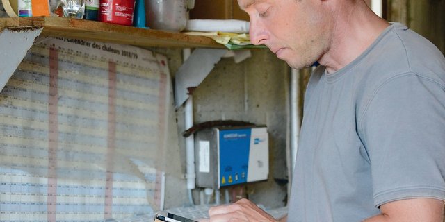 In der App werden alle Messwerte der Milchkontrolle erfasst.(Bild Swissherdbook)