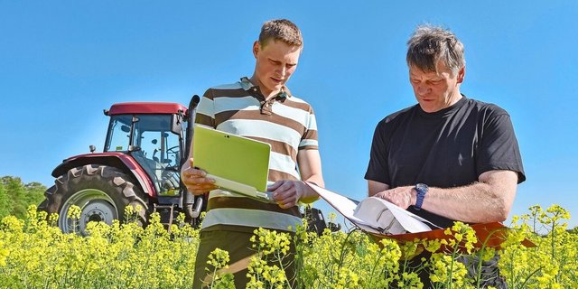 Klimaleistung anerkannt zu bekommen, macht für viele Betriebe Sinn. Nach der Datenerhebung ist es ratsam, die Ergebnisse des Klimarechners mit einer Beratungsperson einzuordnen und Massnahmen zu definieren. 