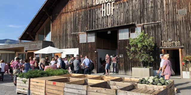 Der Bächlihof ist ein beliebtes Ausflugsziel für Gäste und soll sie zum Geldausgeben motivieren. (Bilder et)