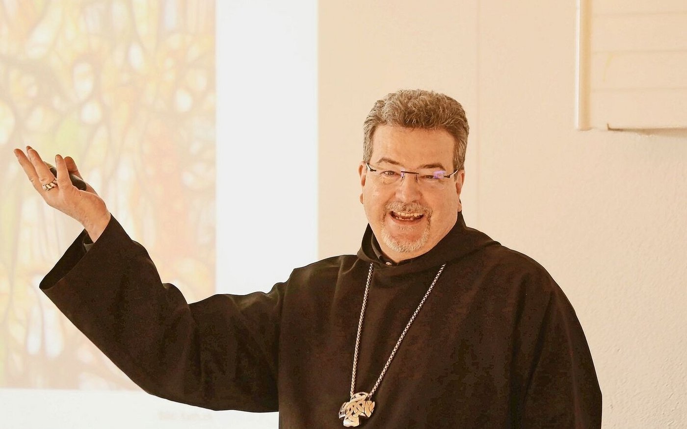 Pater Christian, Abt von Engelberg, ging in seinem Referat auf bedeutende Heilige ein, welche vor allem früher den bäuerlichen Alltag prägten.