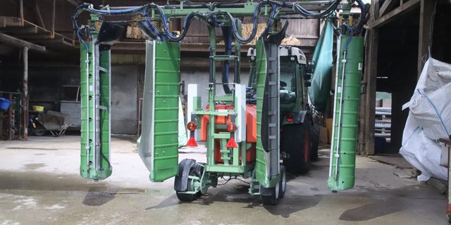 Richtig eingestellte Geräte und eine korrekte Befüllung und Reinigung lassen die Abdrift verhindern (Bilder Roland Müller)