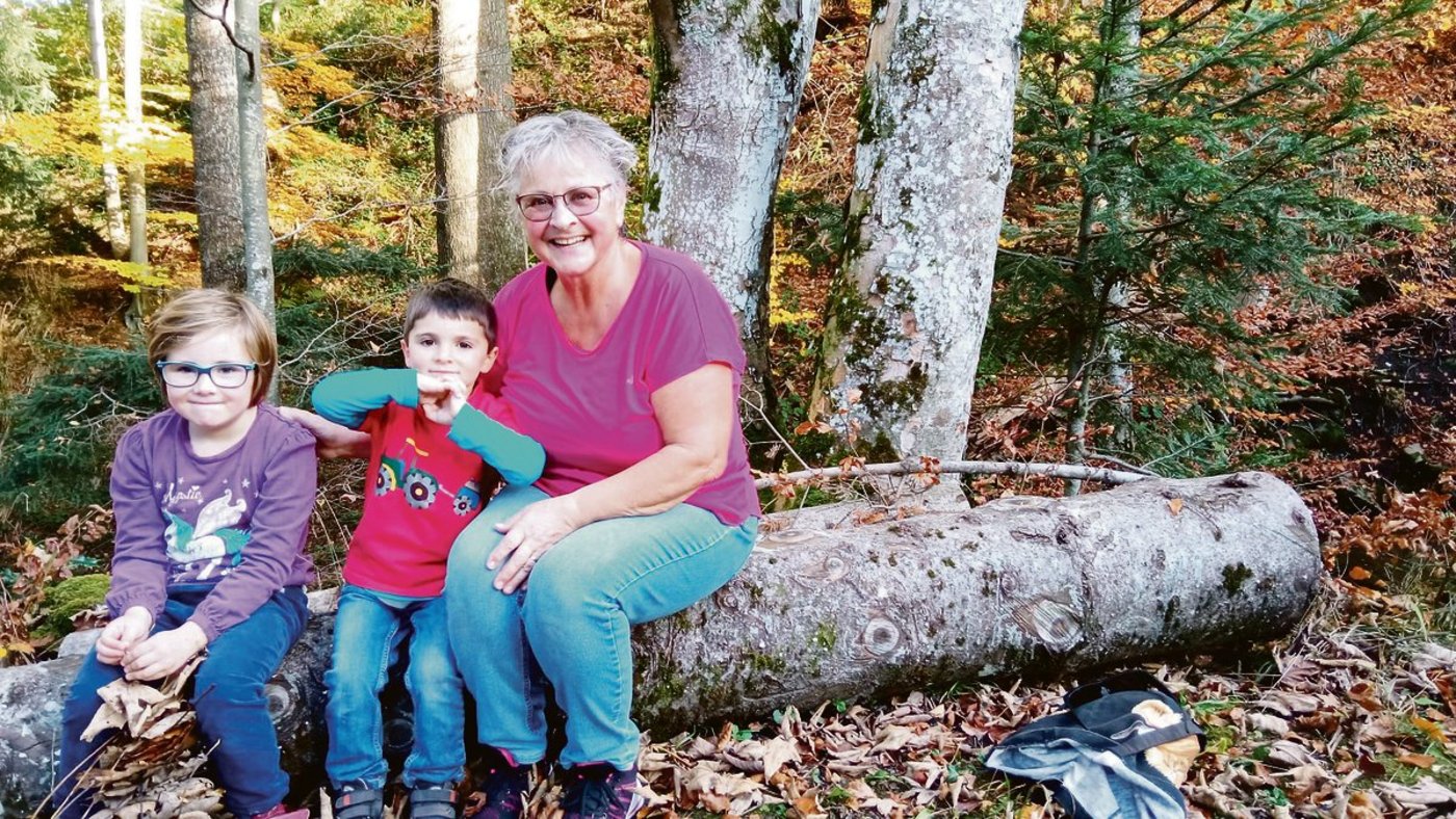 Die sechsfache Grossmutter Renata Forrer hat in Trogen zusammen mit ihrem Mann Otto einen Biobetrieb geführt. Otto starb früh und unerwartet. Er war ein grosser Verfechter der Landsgemeinde. (Bild Forrer)