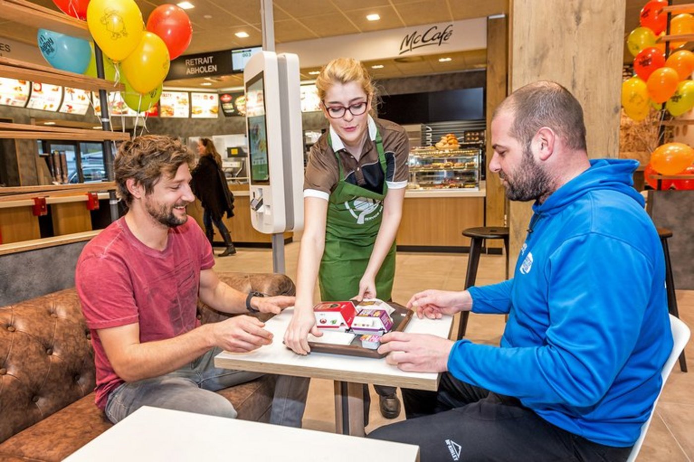 Mc'Donald's wird von rund 10'000 Bauern beliefert. (McDonald's)
