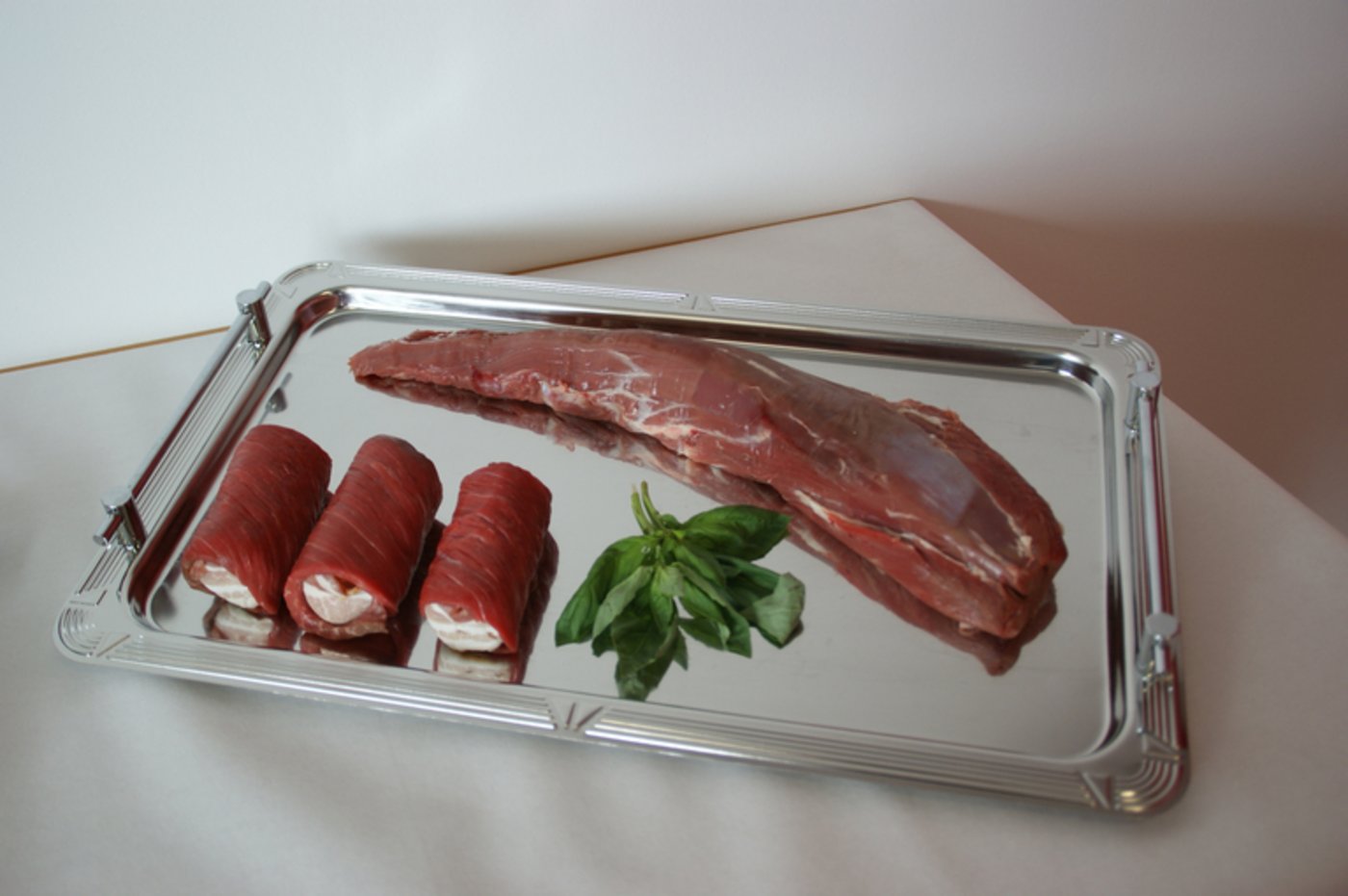 Die Publikation befasst sich mit dem Fleischmarkt in der Schweiz. (Bild lid/ji)