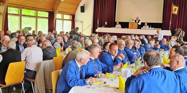 Ein Wiedersehen der 7ner soll es an der 50. Tagung in zwei Jahren geben. «Dieser Wunsch möge für möglichst viele 7ner in Erfüllung gehen», schreibt Hansruedi Frei.