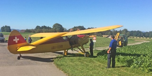 Die Notlandung verlief problemlos. Niemand wurde verletzt. (Bild Kapo TG)