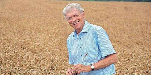 Heute beschäftigt sich Hans Winzeler mit der Entwicklung von Sortenmischungen für IP-Suisse. In der DDR war deren Anbau Standard.