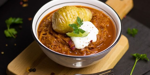 Tischlein deck dich rettet Lebensmittel und gibt sie an Bedürftige ab. Die Mengen nahmen 2018 zu. (Bild Pixabay)