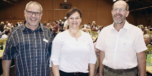 V.l.n.r.: Vizepräsident Peter Haas, Alice Brüschweiler (Vorsitzende der Geschäftsleitung) sowie Präsident Andreas Lüscher führen die Landi Thula.
