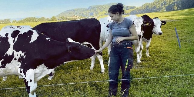 Aïna Währer ist nicht auf, aber immerhin neben einem Bauernhof aufgewachsen. Tiere haben sie seit je fasziniert. 
