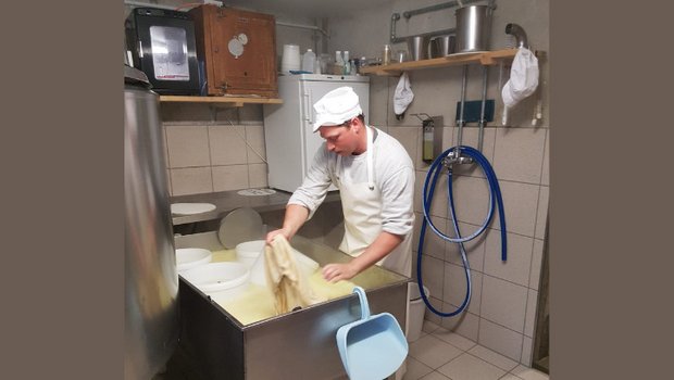 Johannes Hess ist 29-jährig und in der Ausbildung zum Landwirt bei der Familie Siegenthaler in Fankhaus, Kanton Bern. (Bild Johannes Hess)