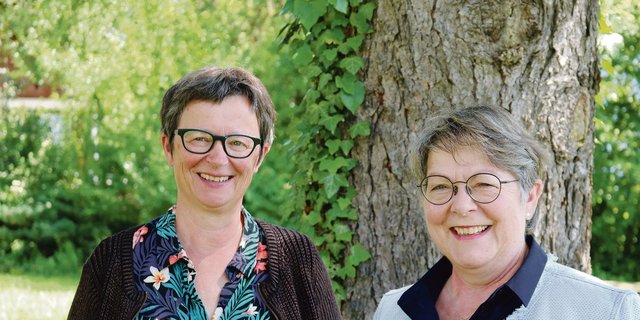 Margrit Rubin (links) und Margrit Stäger haben gemeinsam während vieler Jahre die hauswirtschaftliche Bildung am Inforama geprägt. Nun sind sie kurz nacheinander, nämlich Ende August, beziehungsweise Ende Juli, in die verdiente Pension gegangen.  (Bild Inforama)