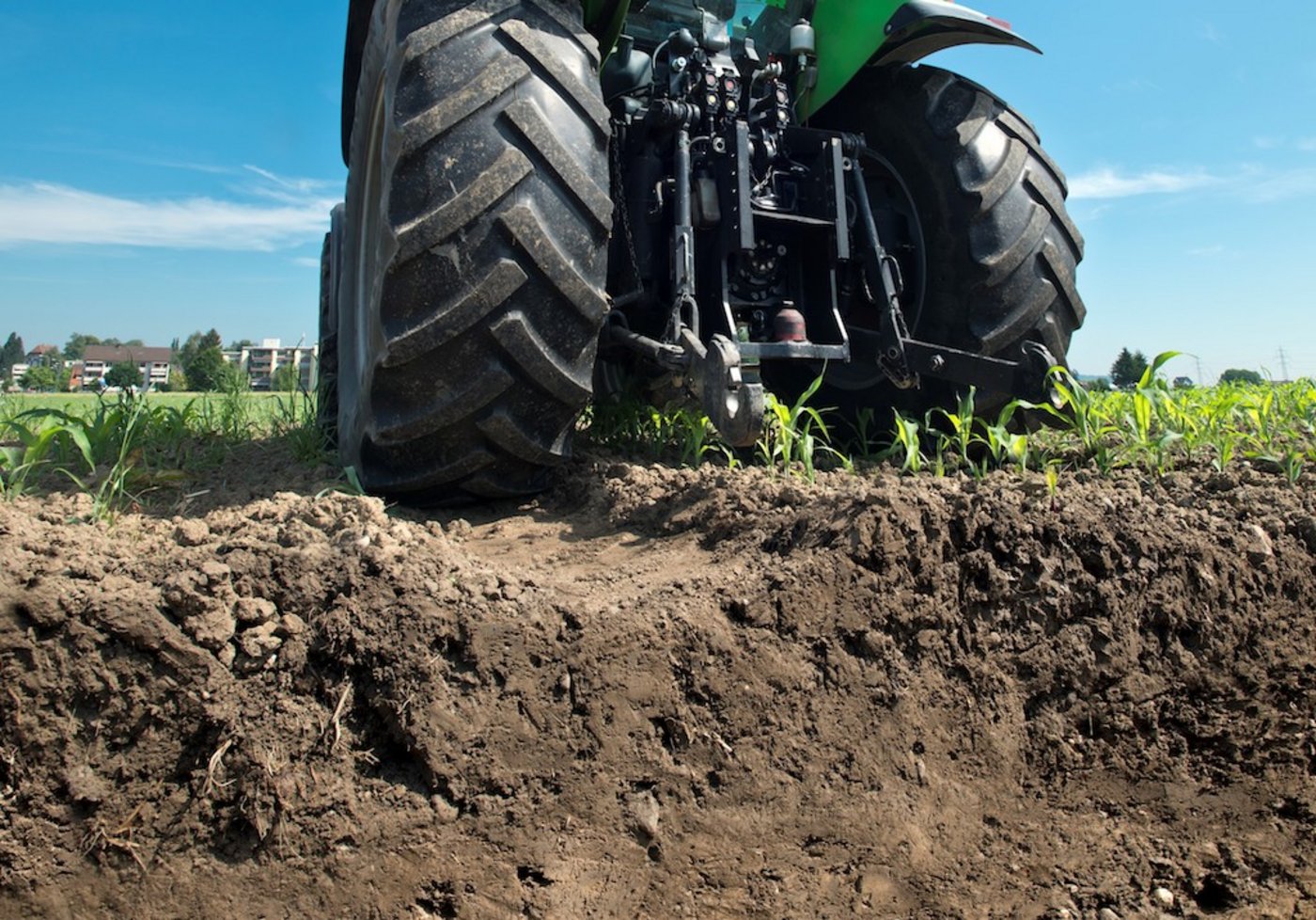 Der finanzielle Schaden für die Landwirtschaft ist beträchtlicht, so Agroscope. So gebe es Ernteverluste, Überschwemmungsschäden oder erhöhte Treibhausgasemissionen. (Bild Agroscope)