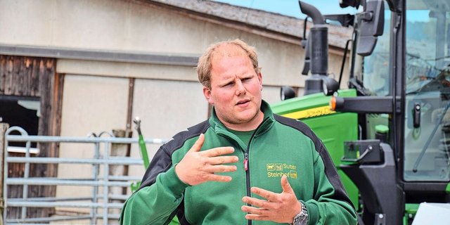 Der Steinhof der Familie Suter war Gastgeber für den Syngenta-Feldtag. Michael Suter ist als einziger Schweizer Landwirt am Napa-Projekt zur Biodiversitätsförderung beteiligt.