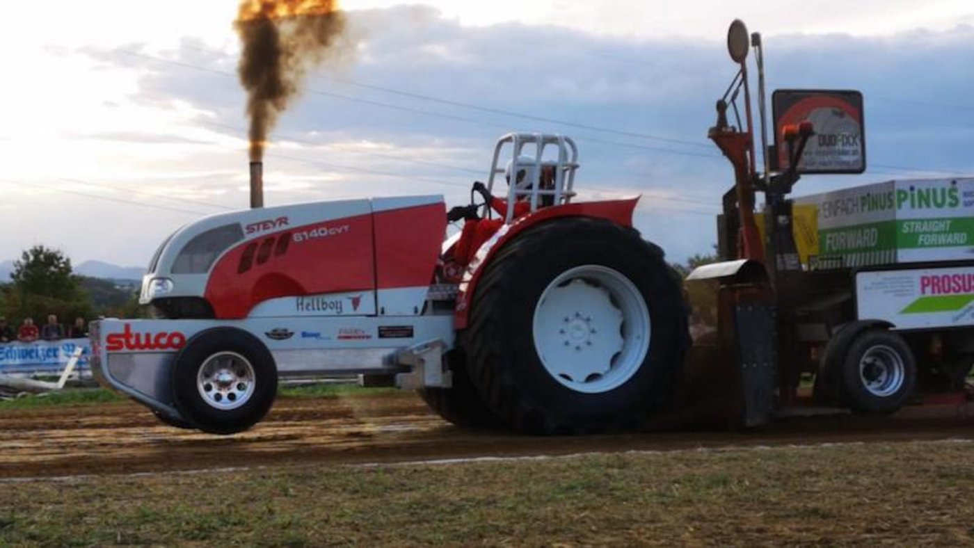 Das Tractor Pulling in Knutwil ist umstritten. (Bild Archiv)
