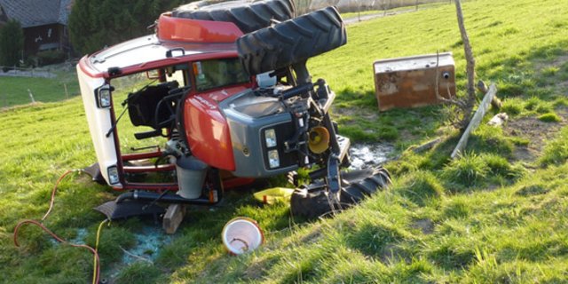 Im 2018 gab es in der Landwirtschaft 19 tödliche Arbeitsunfälle mehr als im Vorjahr. (Kantonspolizei St. Gallen)