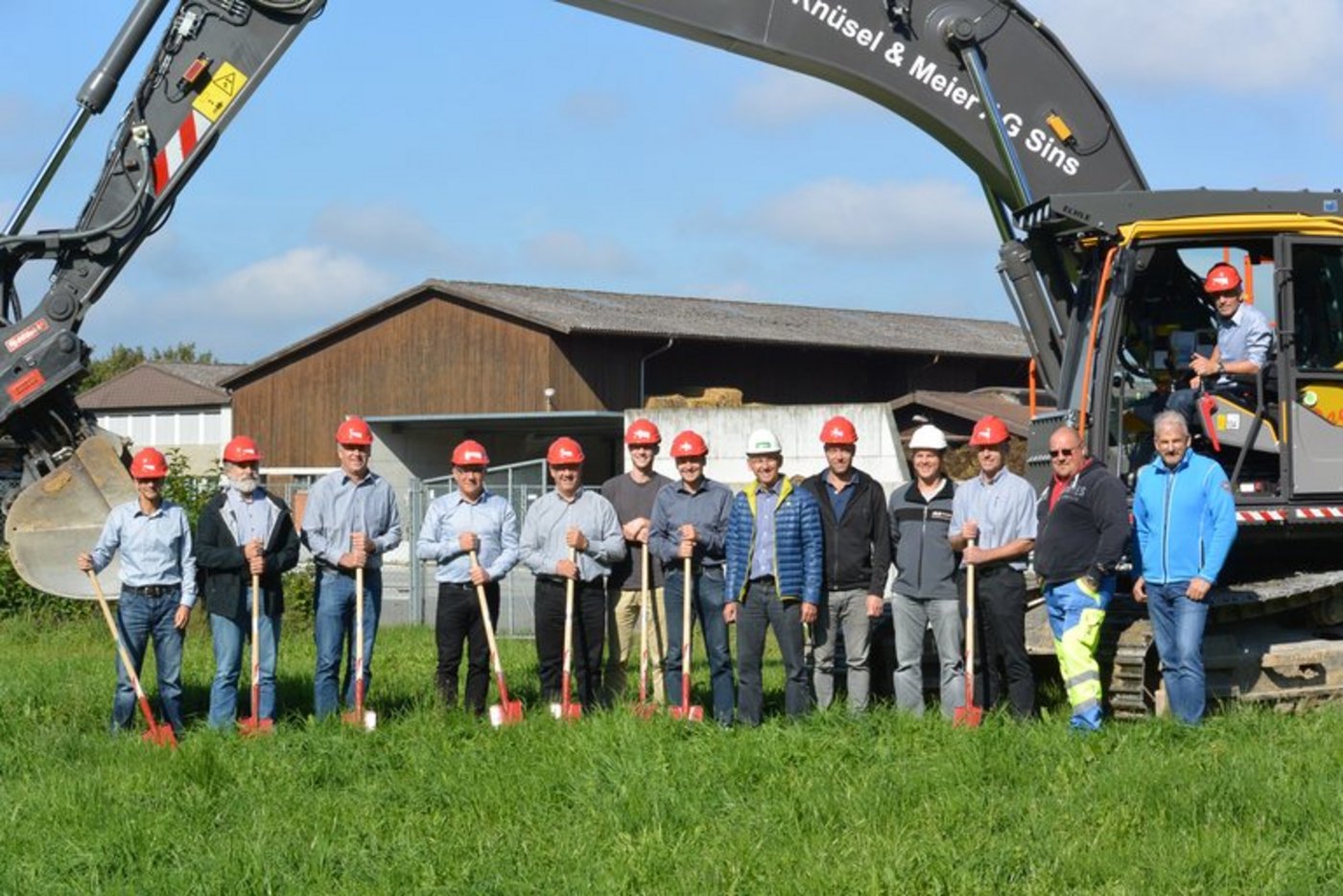Die Führungscrew des Neubaus in Mülligen. (Bild Swissgenetics)