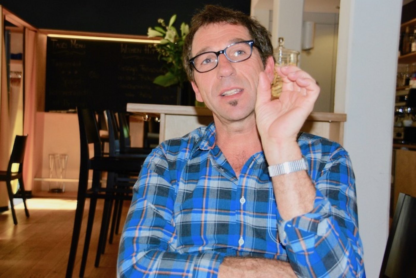 Cornel Rimle beantwortet Fragen aus dem Lebensalltag von Bäuerinnen und Bauern. (Bild zVg/Cornel Rimle)