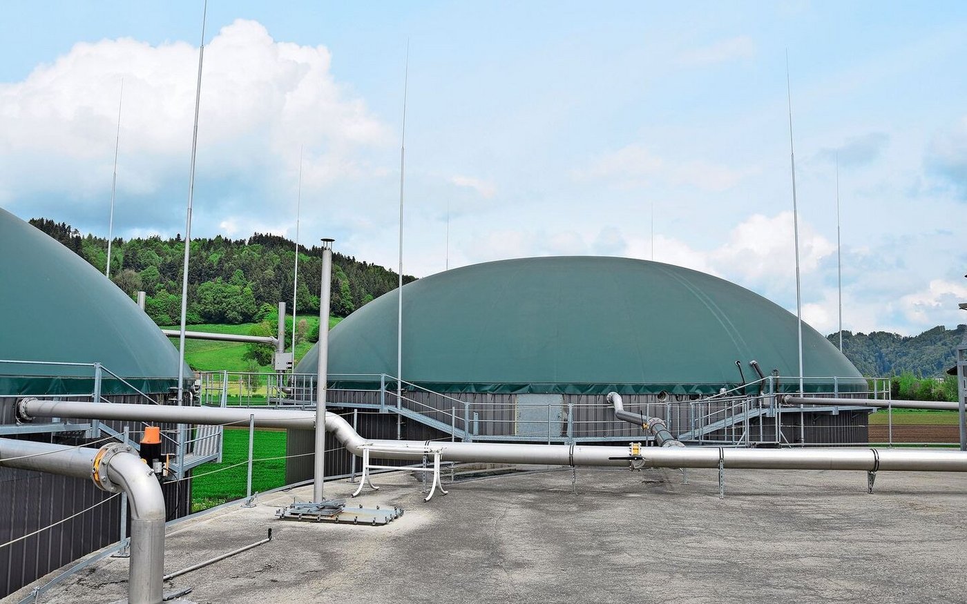 Im Vergleich zu konventioneller Hofdüngerlagerung werde in Biogasanlagen 90 Prozent der Methanemissionen reduziert, sagt der Fachmann von Ökostrom Schweiz.